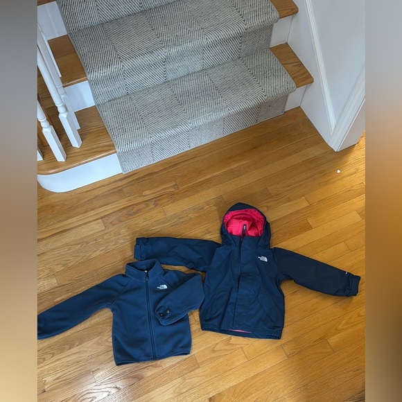 3 in 1 North Face Jacket size 3T. Excellent condition. - Picture 1 of 7